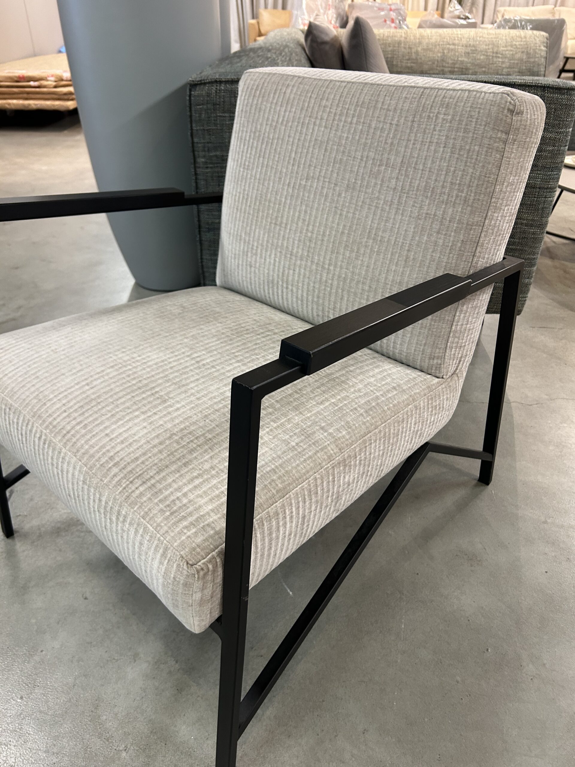 IMG_7704 IMG 7704 scaled